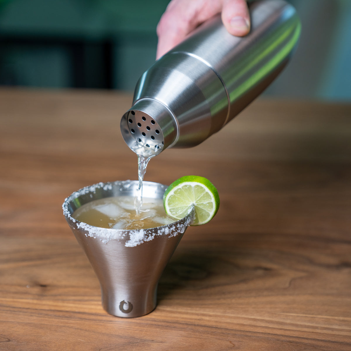 Cocktail Shaker – Snowe